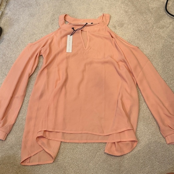 Three Eighty Two Tops - NWT Three Eighty Two Salmon Flowy Longsleeve Blouse Exposed Shoulders Size XS